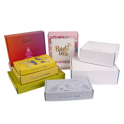 Mua Hộp gửi thư thuốc có logo tùy chỉnh mẫu miễn phí Hộp vận chuyển bao bì giấy sóng mỹ phẩm sang trọng đẹp mắt cho hàng may mặc online manufacture